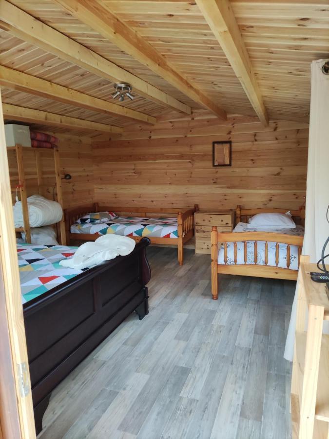 La Petite Grande Leilighet Lurs Eksteriør bilde